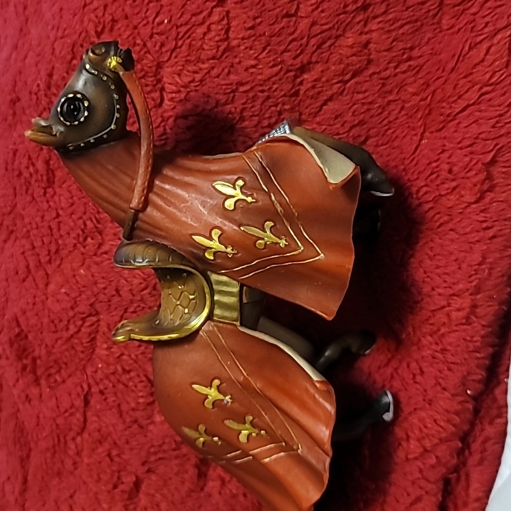 Schleich Knights 2003 Medieval History, Red & Gold, Fleur-de-lis Horse Figure